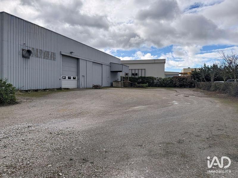 Local commercial - 1 280 m²