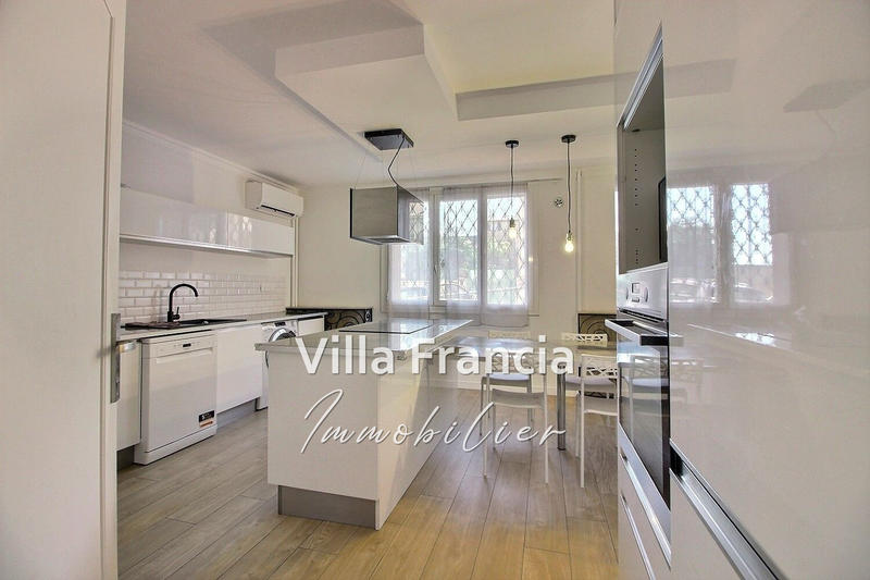 Appartement - 72 m² - 4 pièces