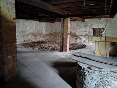 Maison - 300 m² - 4 pièces