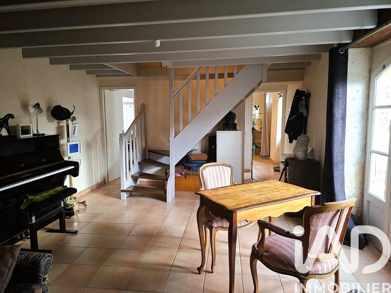 Maison - 181 m² - 5 pièces