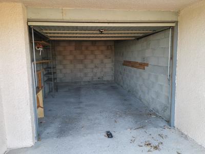 Parking / Garage - 14 m²