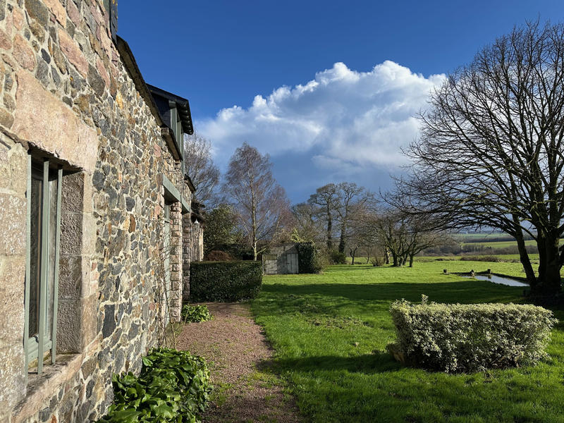 Maison - 80 m² - 5 pièces