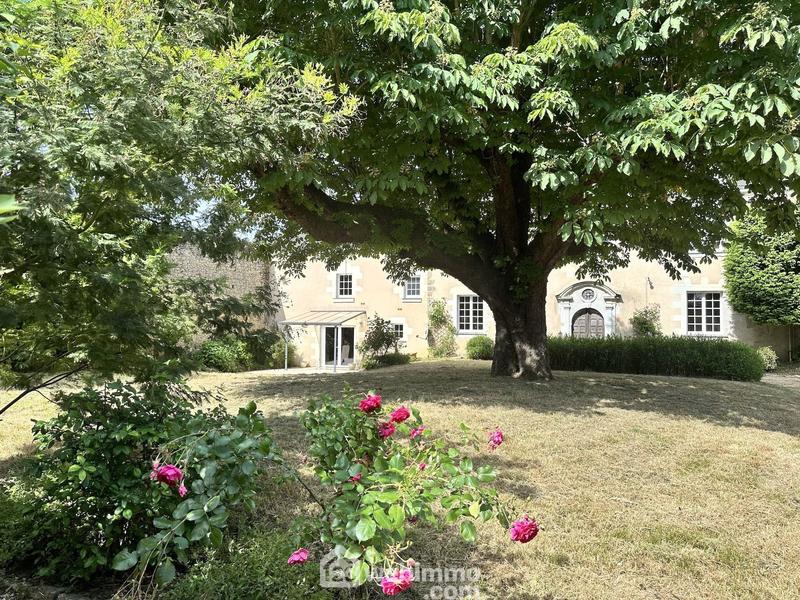 Maison de maîtres - 416 m² - 11 pièces