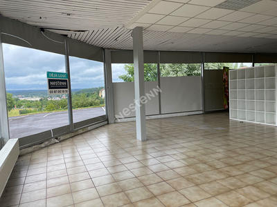 Local commercial - 220 m²