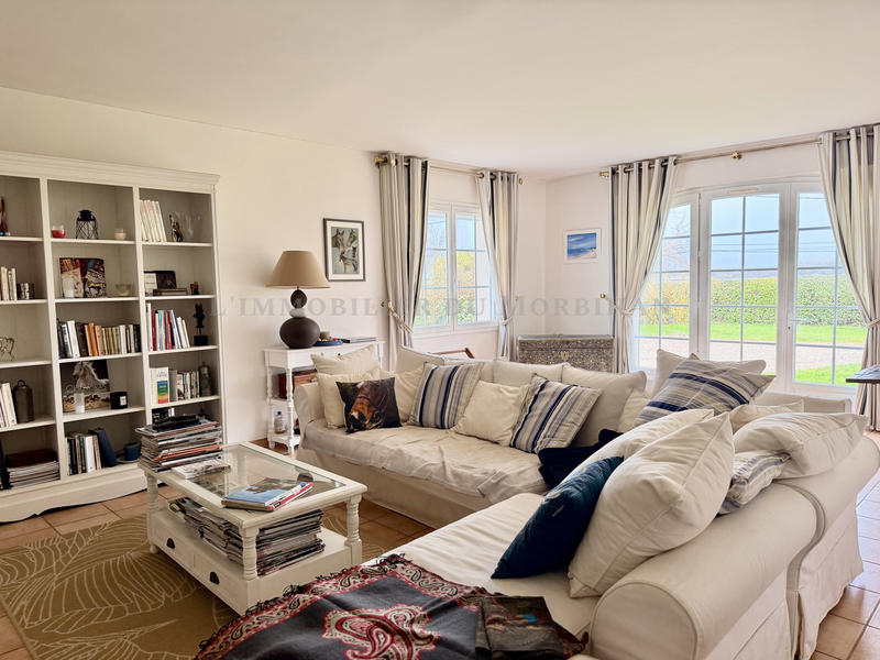 Maison - 200 m² - 8 pièces