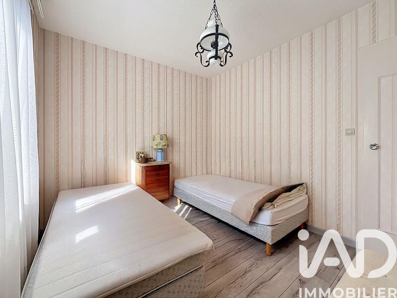 Maison - 140 m² - 5 pièces