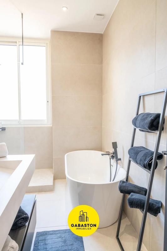 Appartement - 123 m² - 4 pièces