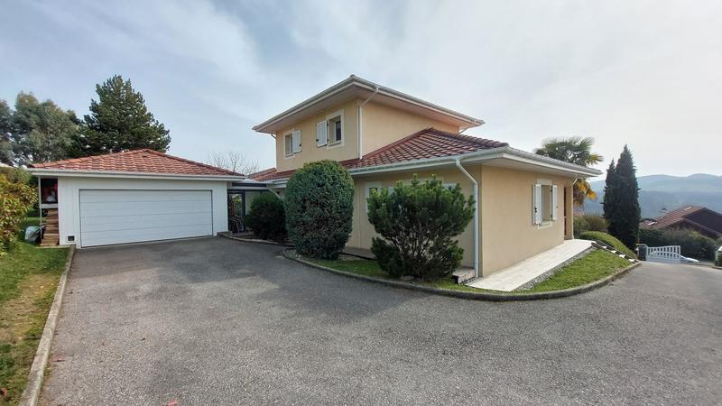 Maison contemporaine - 122 m² - 5 pièces