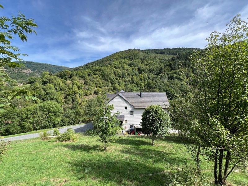 Maison contemporaine - 235 m² - 8 pièces