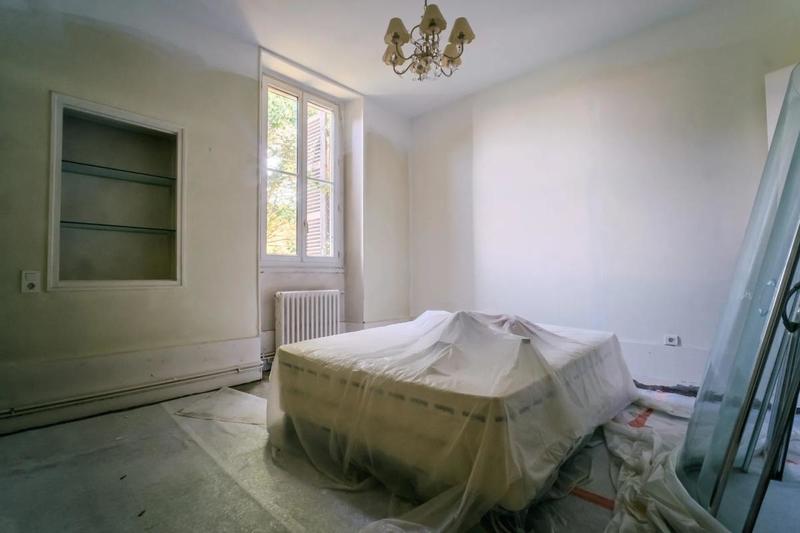 Maison - 260 m² - 7 pièces