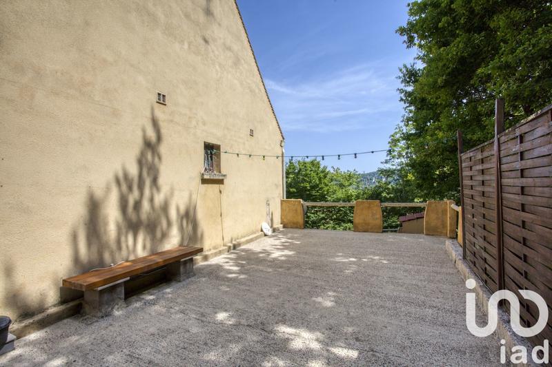 Maison - 200 m² - 5 pièces