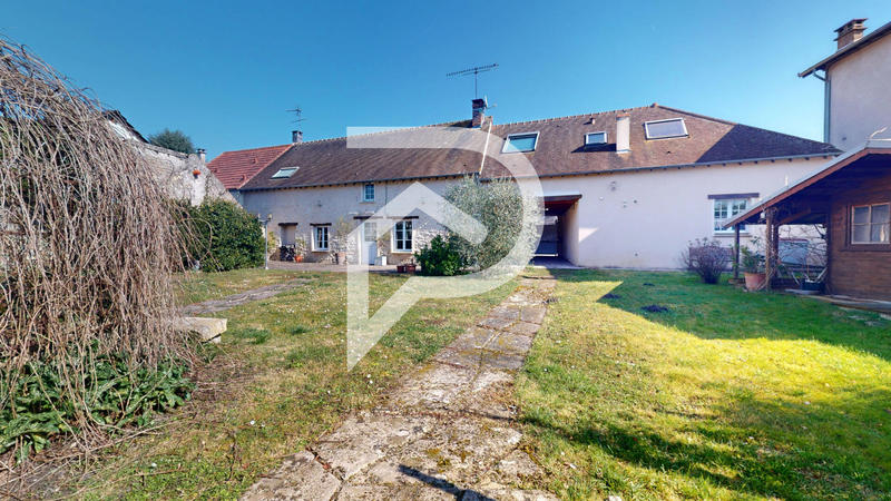 Maison - 180 m² - 6 pièces