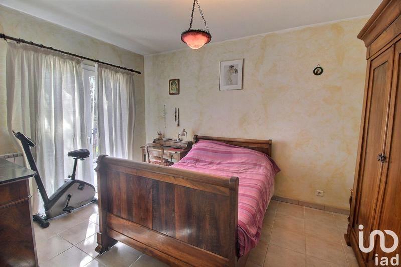 Maison - 275 m² - 5 pièces