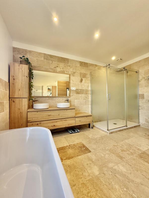 Maison - 136 m² - 5 pièces