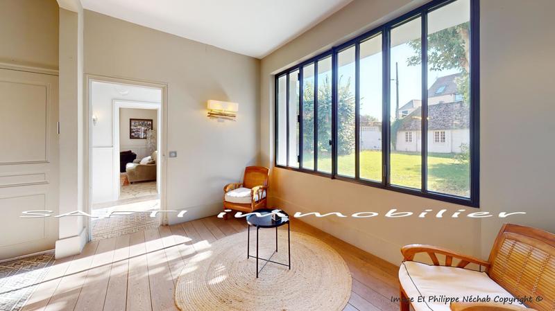 Maison de maîtres - 191 m² - 9 pièces