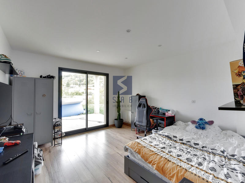 Villa - 120 m² - 5 pièces