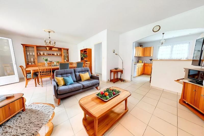 Maison - 101 m² - 5 pièces