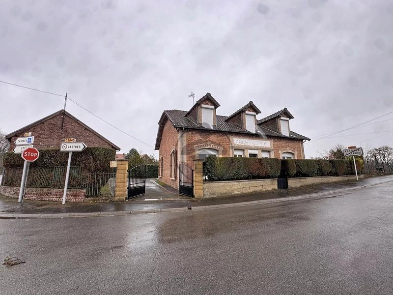 Maison - 171 m² - 6 pièces