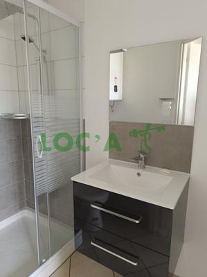 Studio - 15 m² - 1 pièce