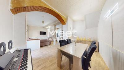 Maison - 120 m² - 5 pièces