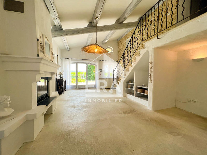 Maison - 340 m² - 12 pièces