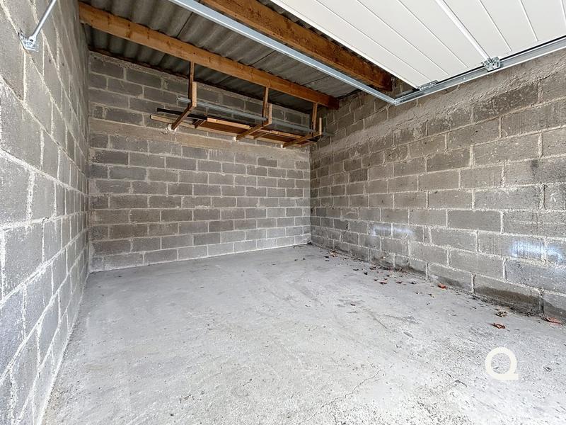 Parking / Garage - 19 m²