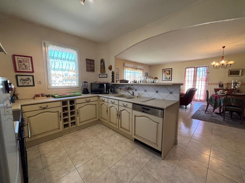 Maison - 102 m² - 4 pièces