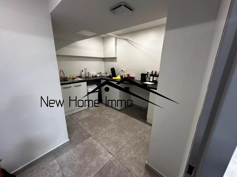 Local commercial - 100 m² - 2 pièces