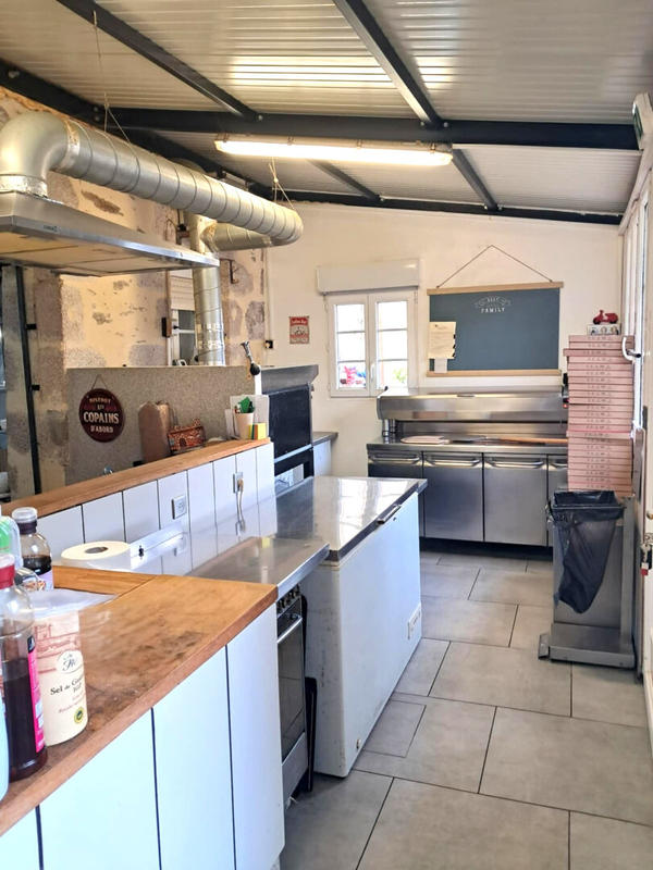 Maison - 150 m² - 9 pièces