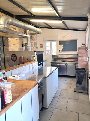 Maison - 150 m² - 9 pièces