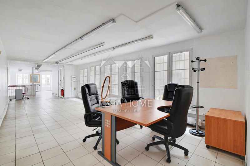 Local commercial - 200 m²