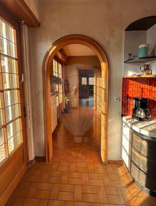 Maison - 213 m² - 8 pièces