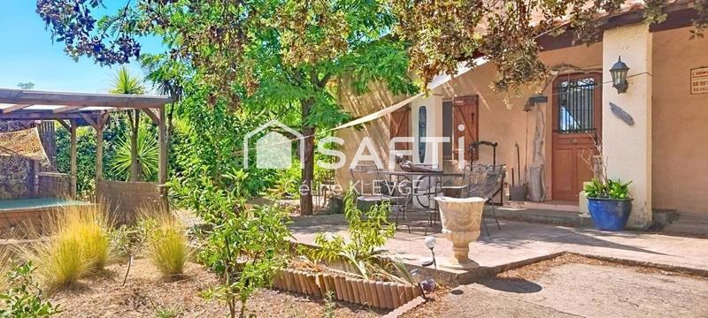 Maison - 90 m² - 5 pièces