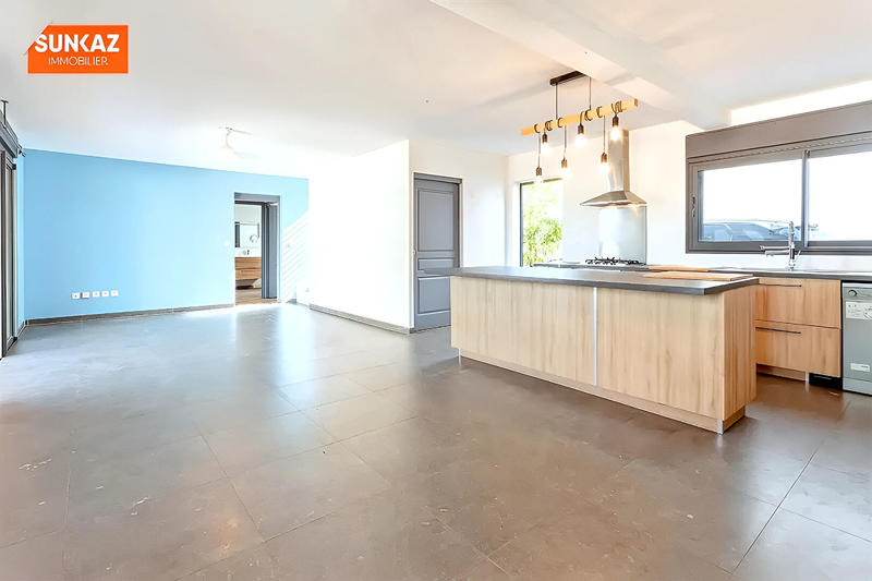 Maison - 120 m² - 4 pièces