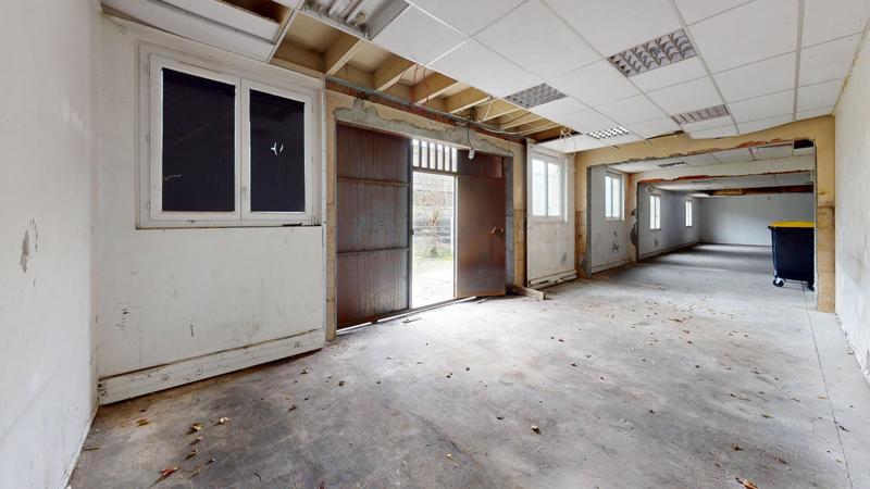 Bureau - 552 m² - 5 pièces