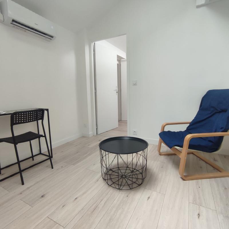 Loft - 251 m² - 5 pièces