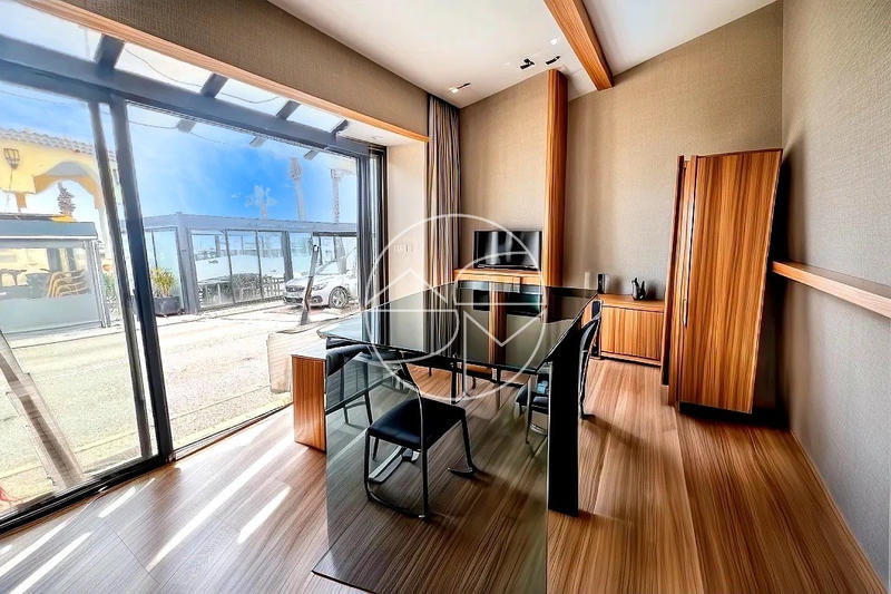 Fonds de commerce - Magasins - 80 m²