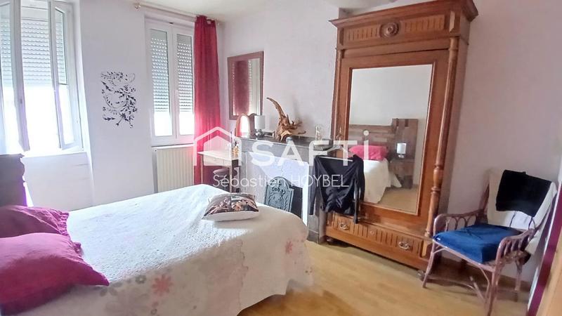 Maison - 96 m² - 5 pièces