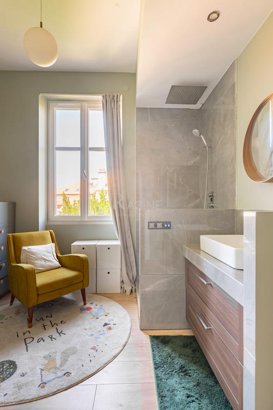 Appartement - 131 m² - 4 pièces