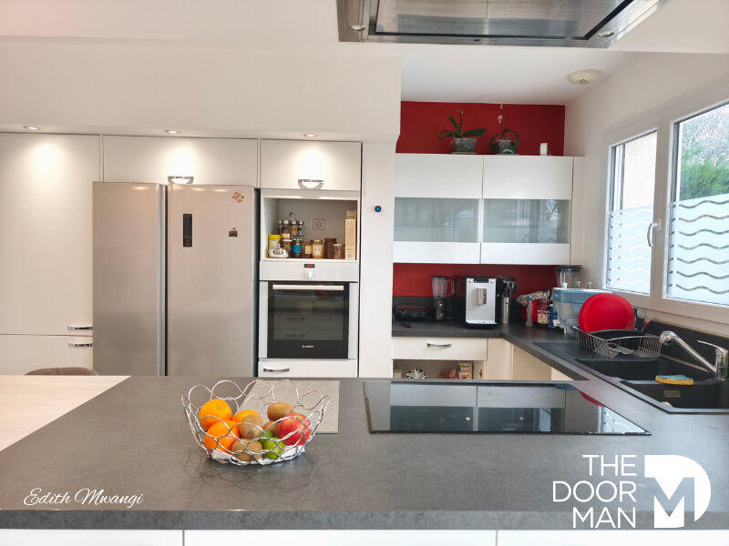 Maison - 100 m² - 5 pièces