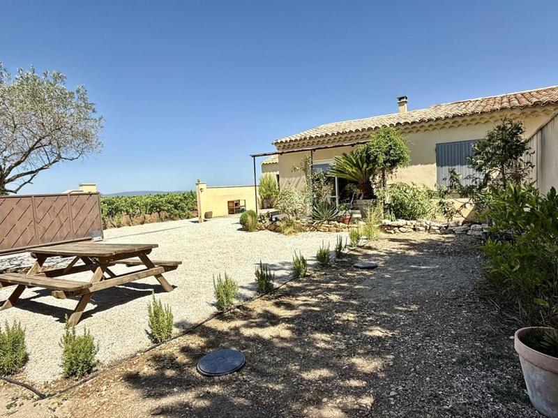 Villa - 280 m² - 8 pièces