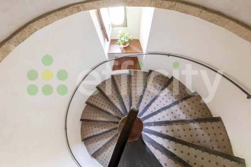 Appartement - 125 m² - 5 pièces