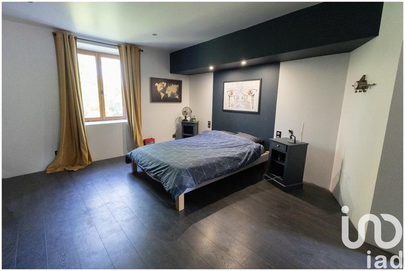 Maison - 546 m² - 13 pièces