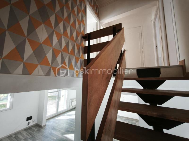 Maison traditionnelle - 100 m² - 5 pièces