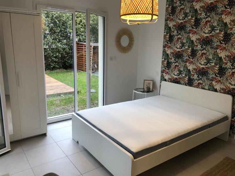 Chambre - 12 m² - 1 pièce