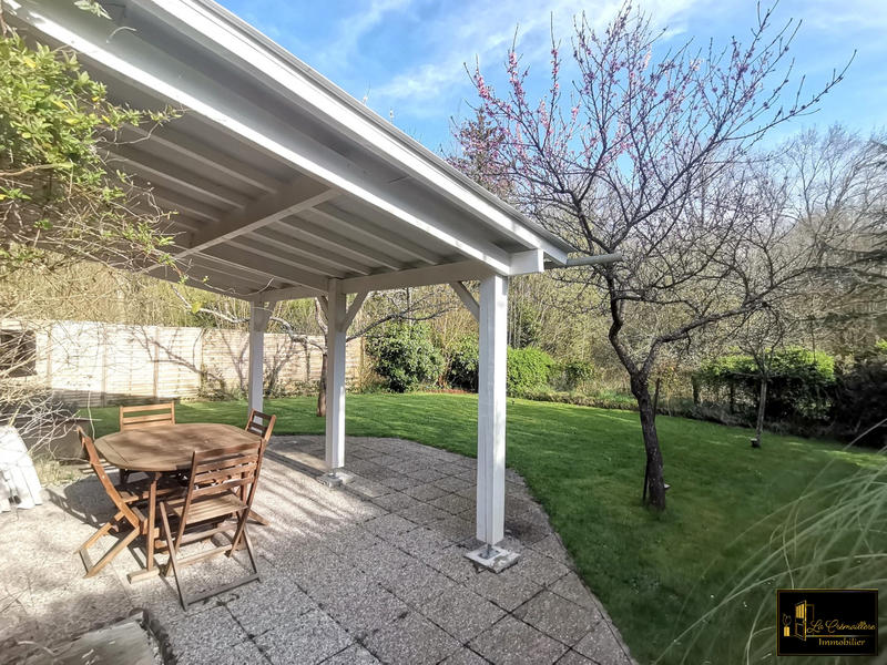 Maison traditionnelle - 130 m² - 4 pièces