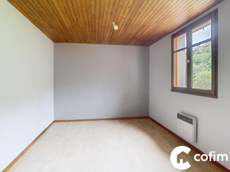 Maison traditionnelle - 176 m² - 7 pièces