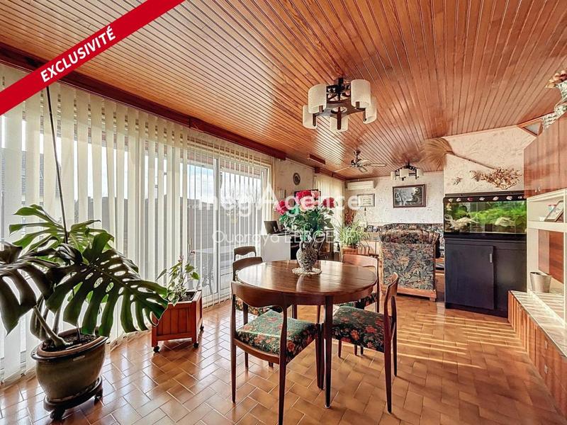 Maison - 94 m² - 5 pièces