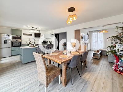 Maison - 108 m² - 5 pièces