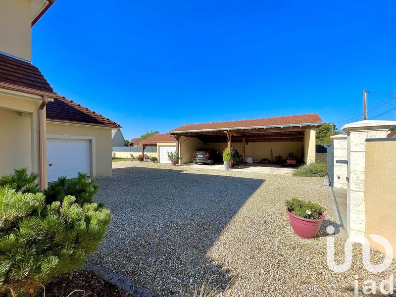 Maison de maîtres - 192 m² - 9 pièces